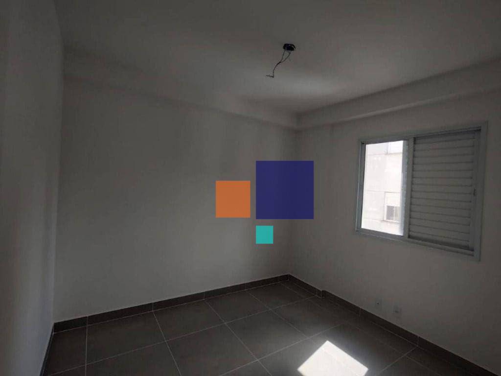 Apartamento para alugar com 2 quartos, 64m² - Foto 9