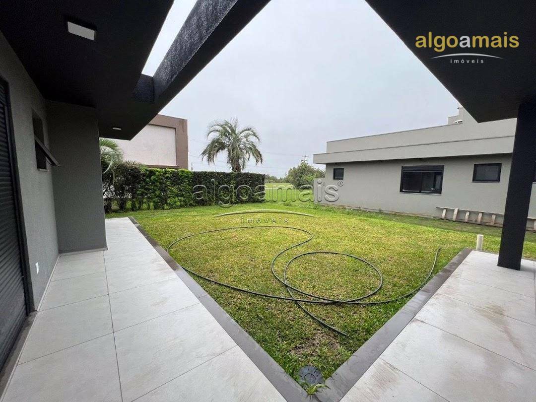 Casa de Condomínio à venda com 4 quartos, 250m² - Foto 6