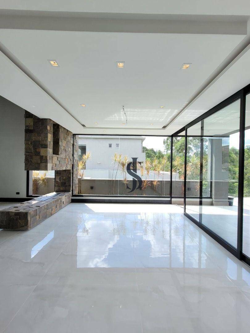 Casa à venda com 4 quartos, 423m² - Foto 2