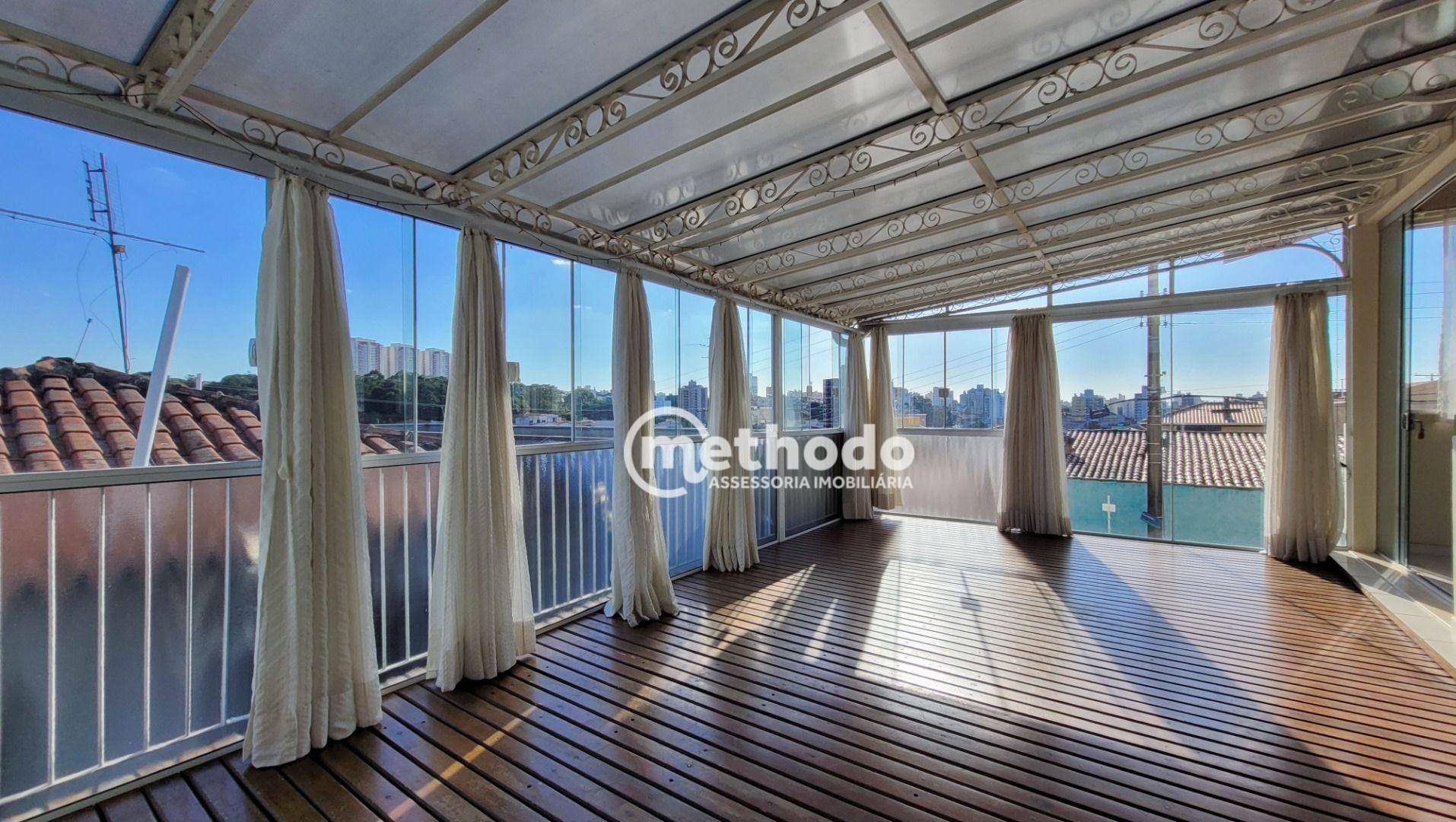 Casa à venda com 6 quartos, 250m² - Foto 24