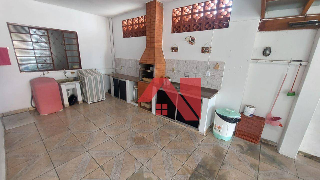 Sobrado à venda com 4 quartos, 180m² - Foto 19