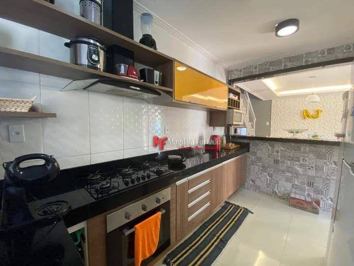 Casa à venda com 4 quartos, 250m² - Foto 30