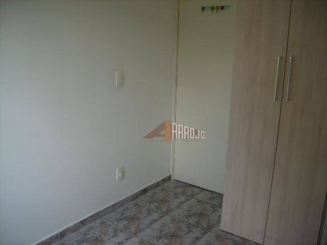 Apartamento à venda com 2 quartos, 45m² - Foto 5