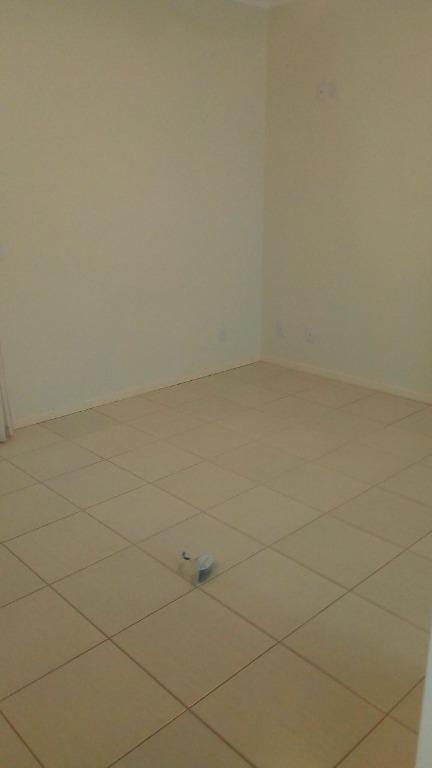 Casa de Condomínio para alugar com 3 quartos, 220m² - Foto 11