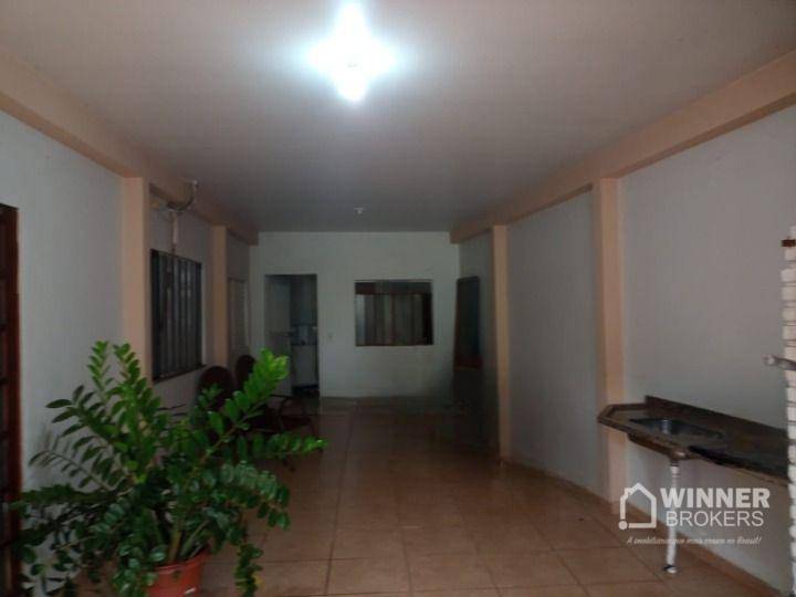 Casa à venda com 4 quartos, 220m² - Foto 18