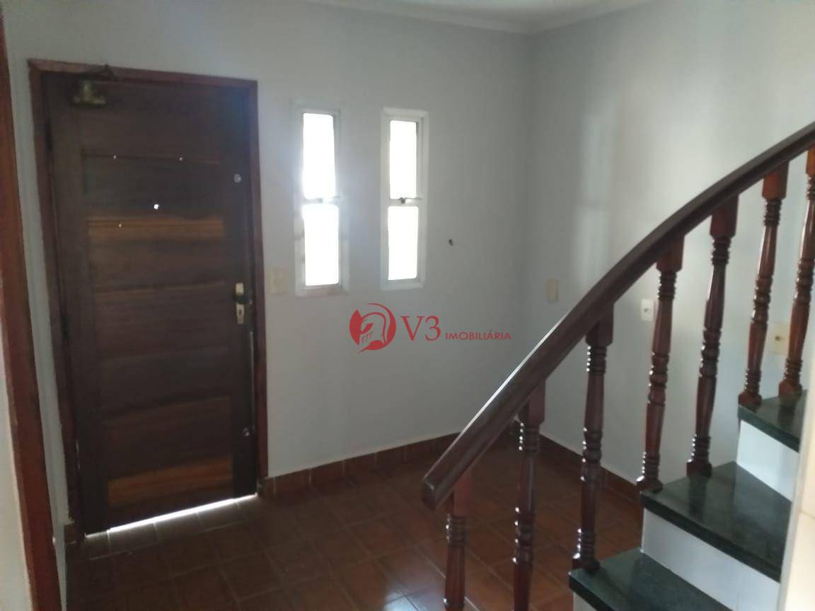 Sobrado à venda com 3 quartos, 130m² - Foto 3