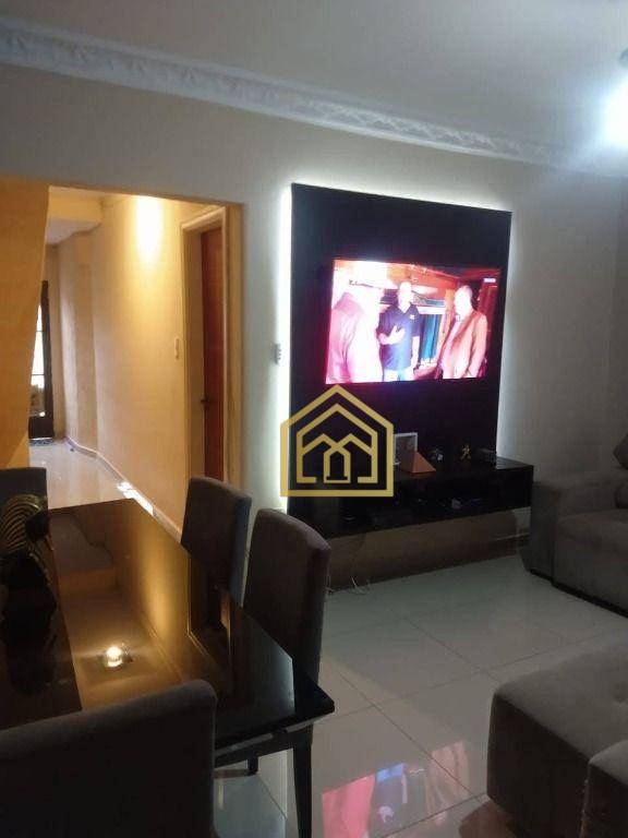 Sobrado à venda com 3 quartos, 219m² - Foto 3