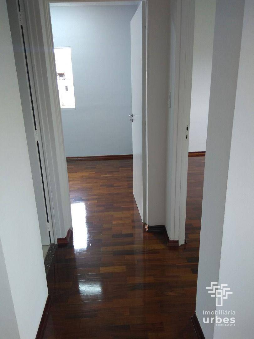 Apartamento à venda com 2 quartos, 63m² - Foto 2