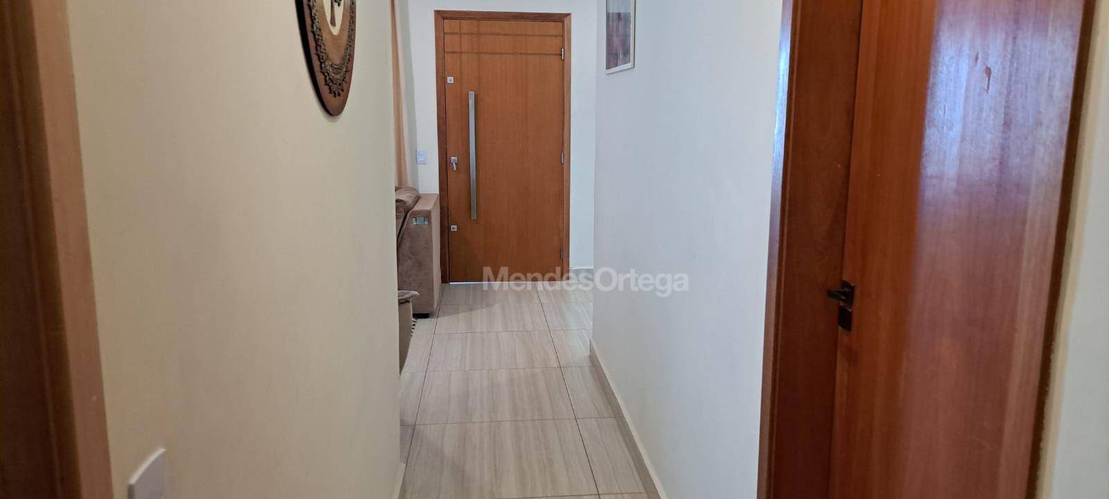 Casa à venda com 3 quartos, 193m² - Foto 8