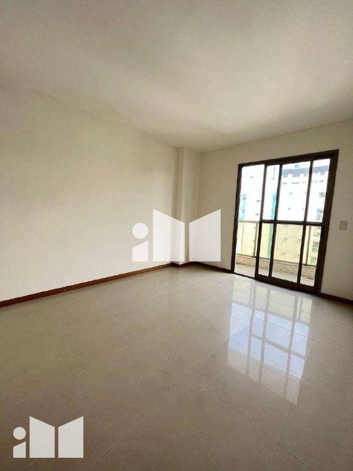 Apartamento à venda com 3 quartos, 110m² - Foto 12