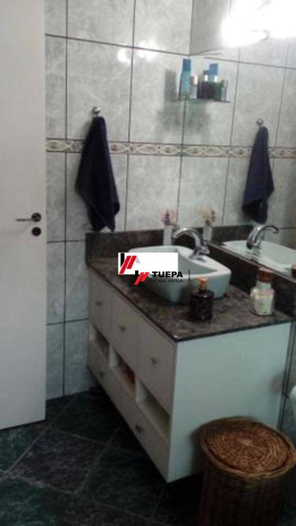 Sobrado à venda com 3 quartos, 195m² - Foto 2