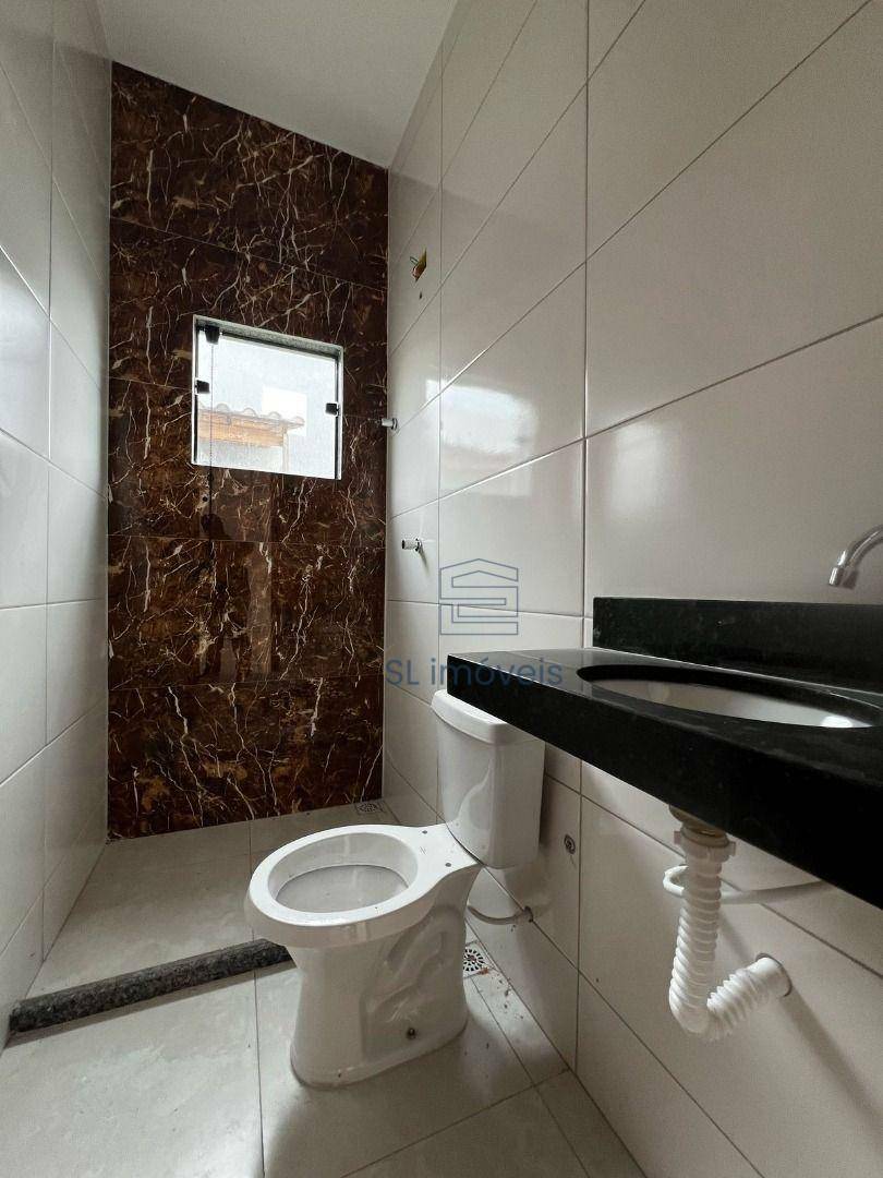 Casa à venda com 2 quartos, 61m² - Foto 14
