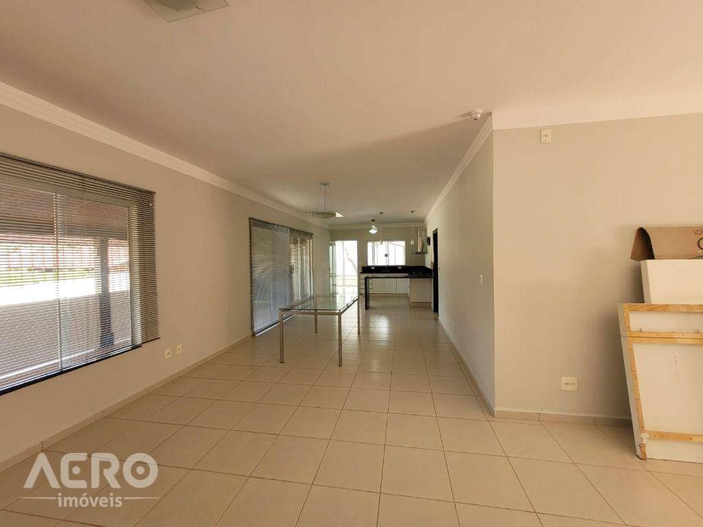 Casa à venda com 4 quartos, 414m² - Foto 9