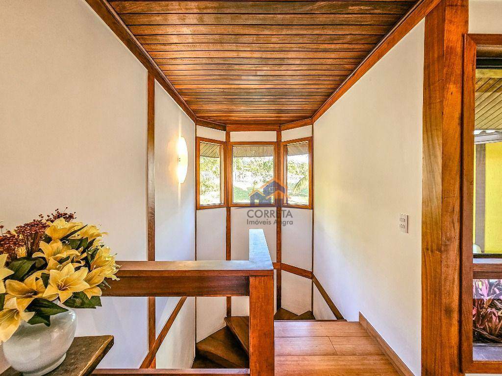 Casa de Condomínio à venda com 8 quartos, 600m² - Foto 43