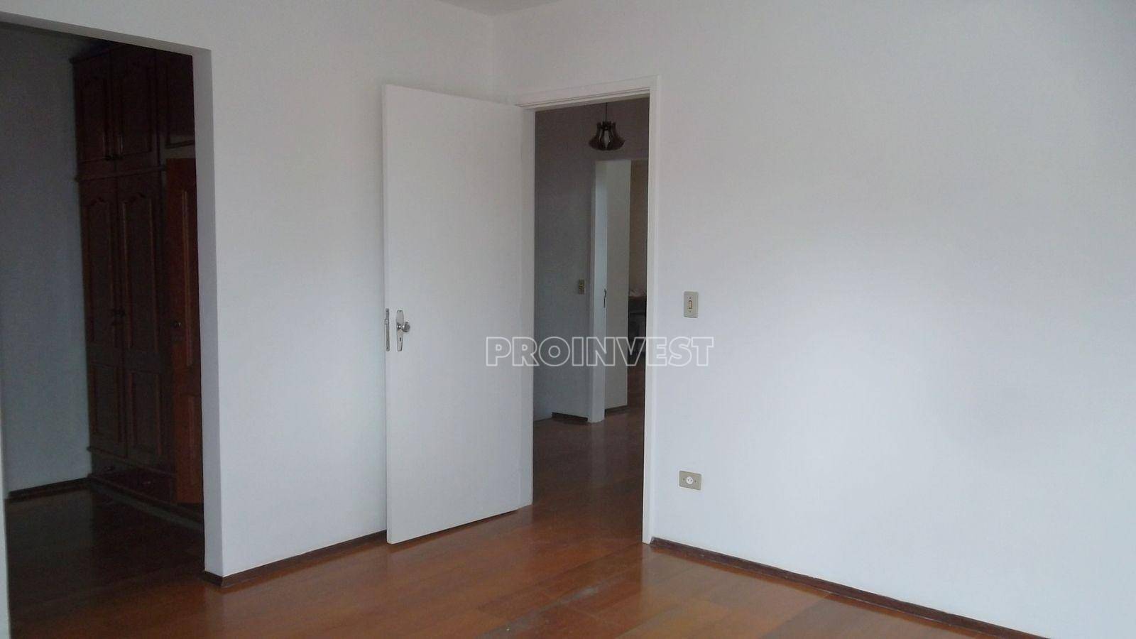 Casa à venda com 3 quartos, 330m² - Foto 14