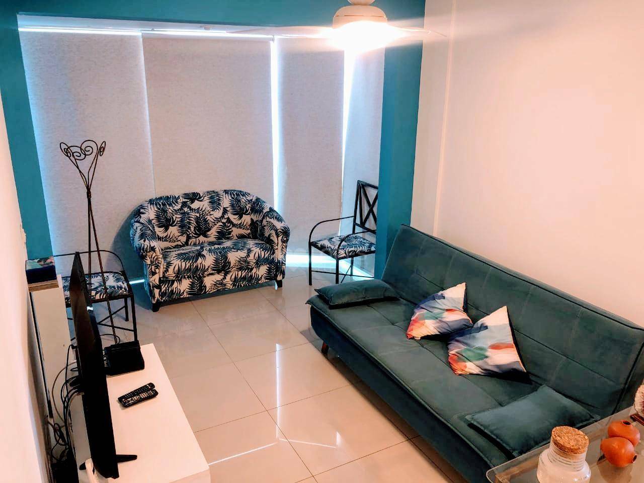 Apartamento à venda com 2 quartos, 81m² - Foto 2