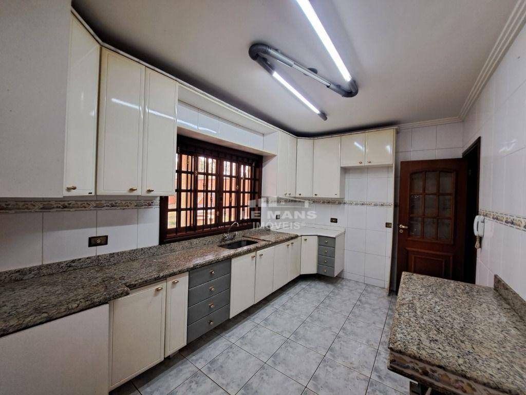 Chácara à venda e aluguel com 5 quartos, 750m² - Foto 8