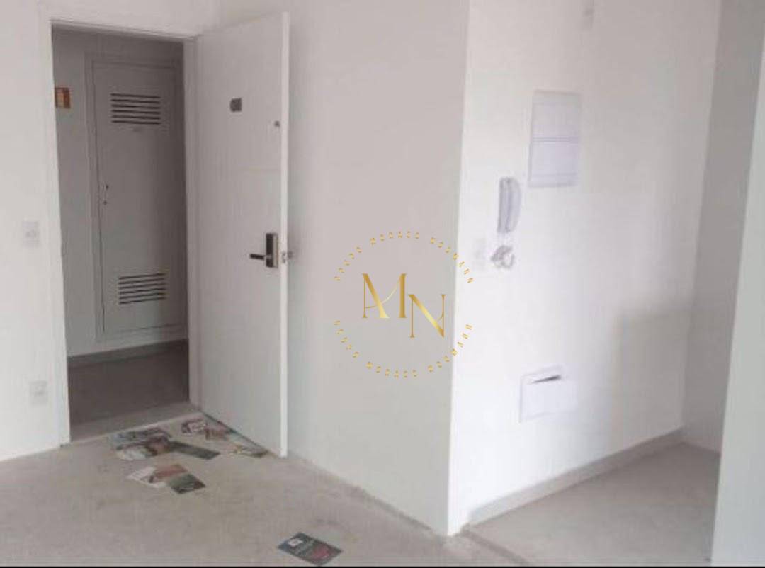 Apartamento à venda com 2 quartos, 84m² - Foto 10