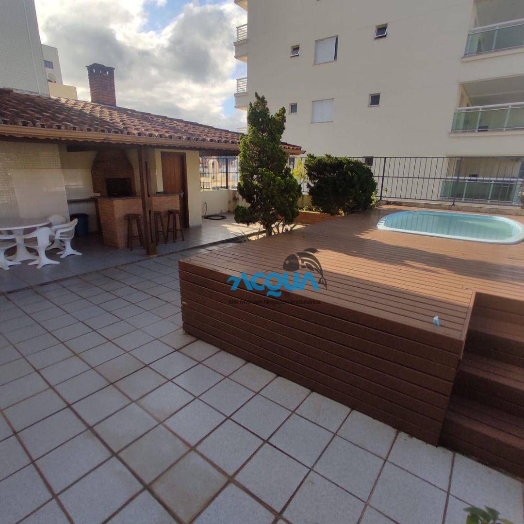 Cobertura à venda com 3 quartos, 225m² - Foto 9