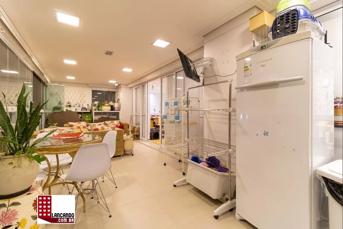 Apartamento à venda com 3 quartos, 170m² - Foto 18