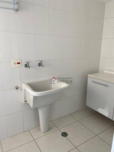 Apartamento à venda com 3 quartos, 114m² - Foto 11