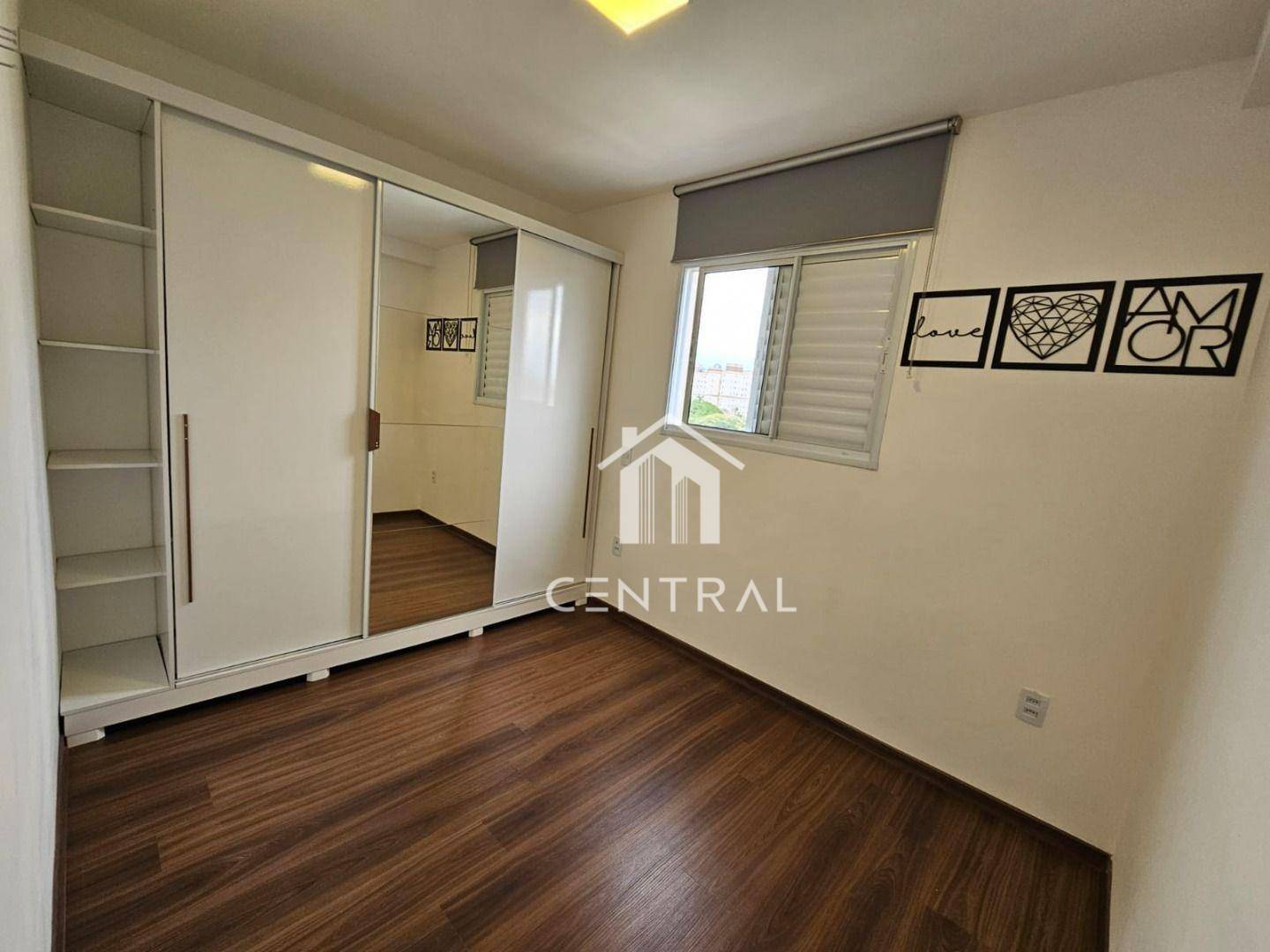 Apartamento para alugar com 2 quartos, 61m² - Foto 3