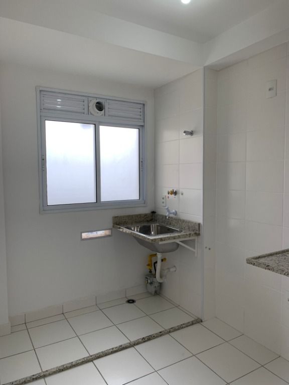 Apartamento à venda com 2 quartos, 54m² - Foto 11