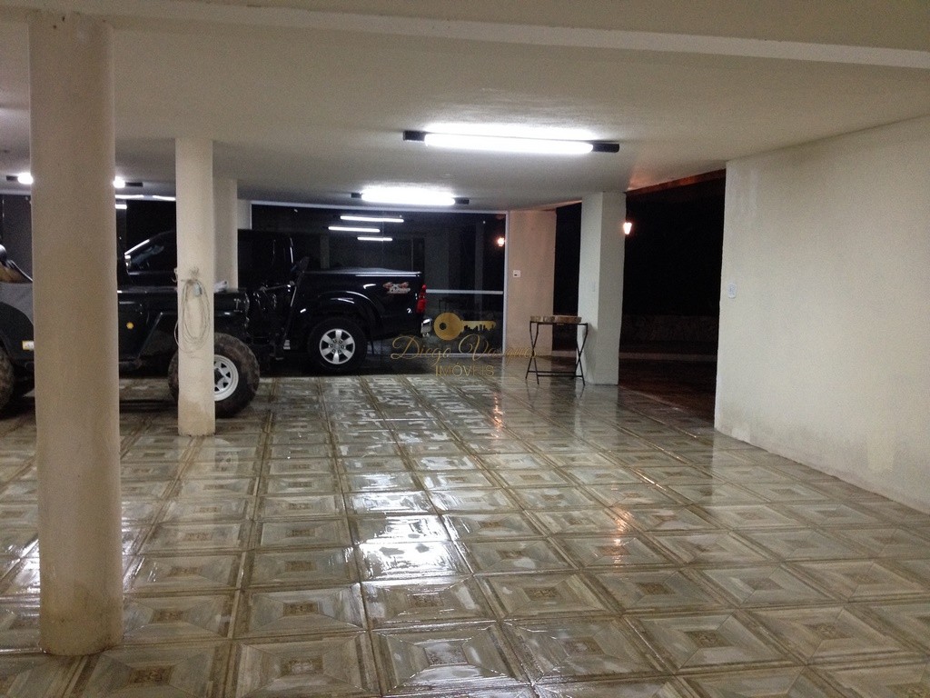 Casa à venda com 5 quartos, 271m² - Foto 40