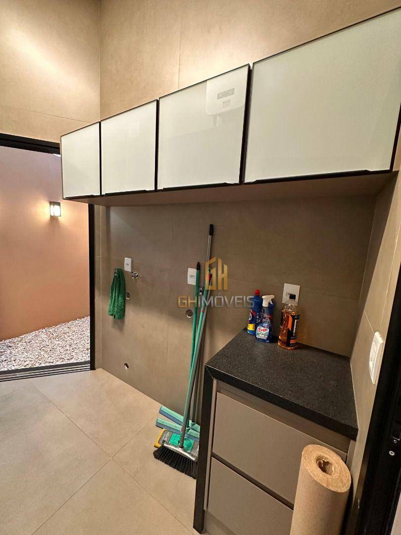 Casa à venda com 3 quartos, 200m² - Foto 18