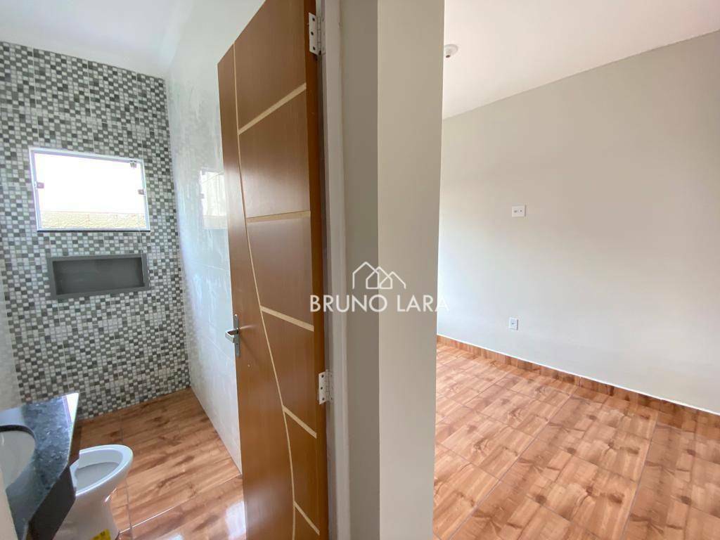 Casa à venda com 2 quartos, 60m² - Foto 16