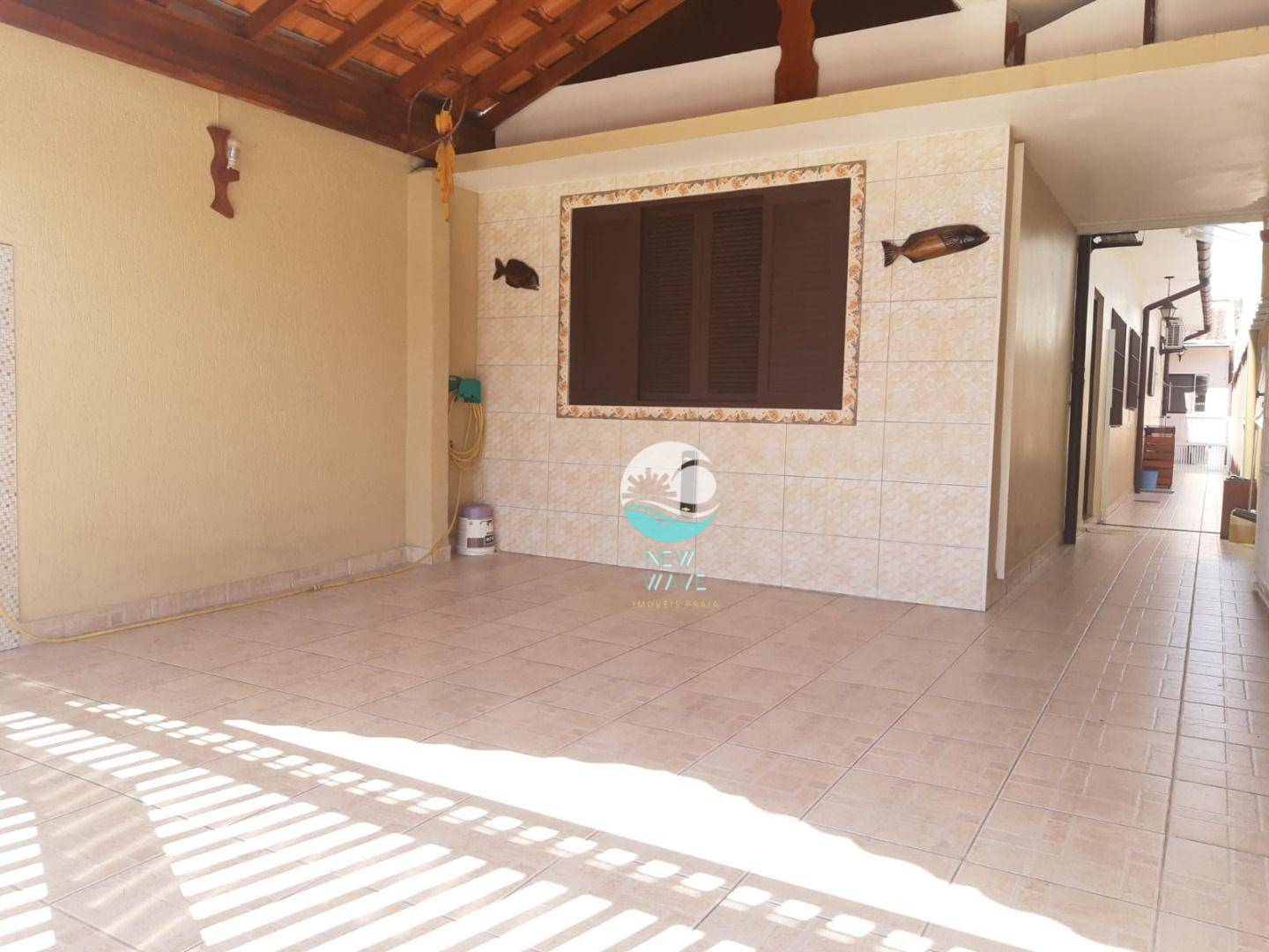 Casa à venda com 2 quartos, 119m² - Foto 1