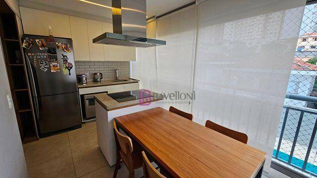 Apartamento à venda com 2 quartos, 67m² - Foto 4