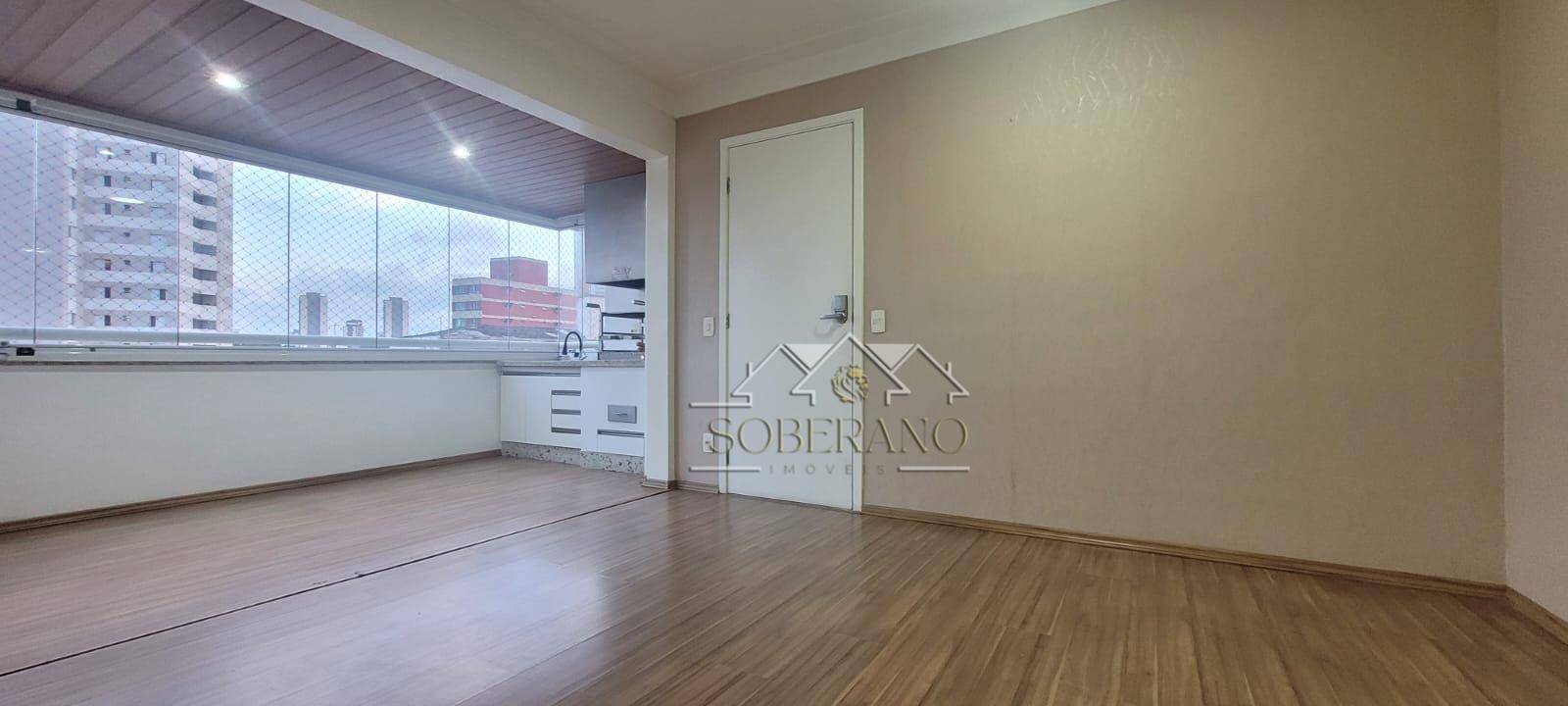 Apartamento à venda com 3 quartos, 114m² - Foto 1