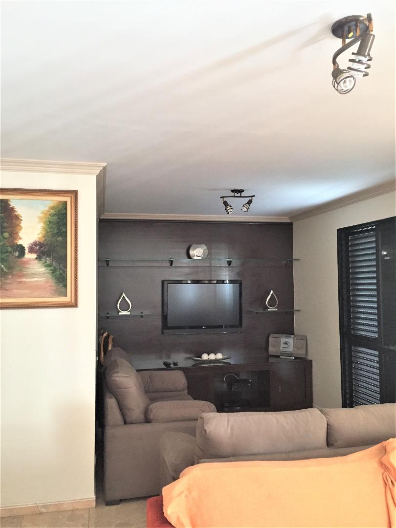 Apartamento à venda com 3 quartos, 127m² - Foto 10