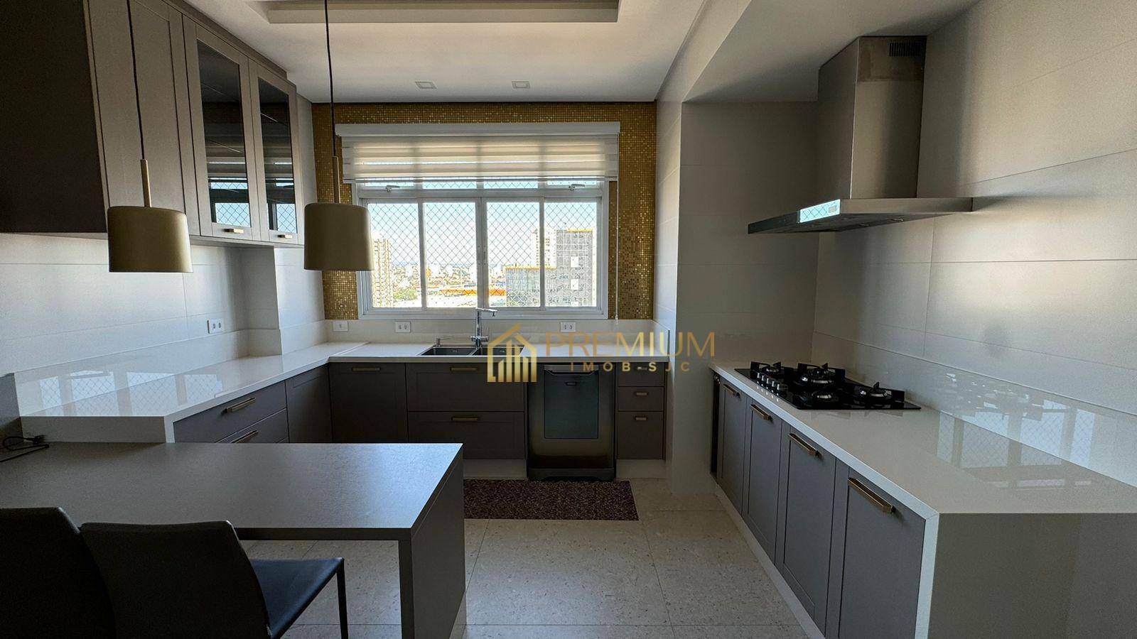 Apartamento à venda com 4 quartos, 360m² - Foto 5