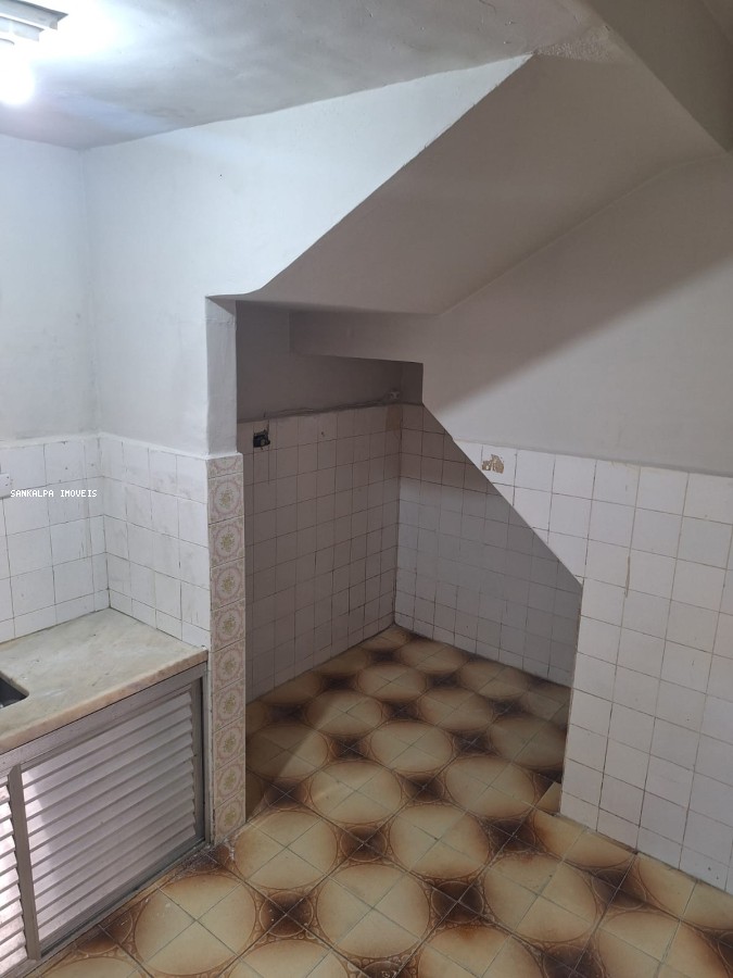 Casa para alugar com 1 quarto, 60m² - Foto 6