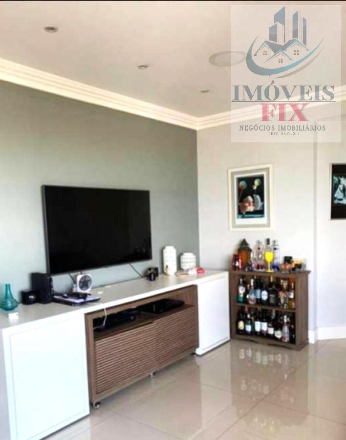 Apartamento à venda com 3 quartos, 107m² - Foto 19