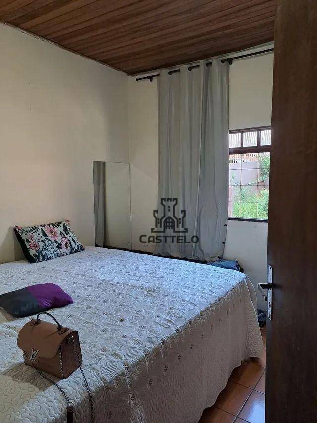 Casa à venda com 3 quartos, 250m² - Foto 6