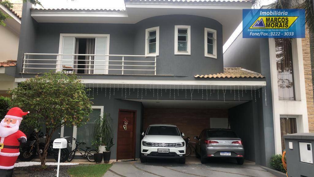 Casa de Condomínio à venda com 3 quartos, 310m² - Foto 1