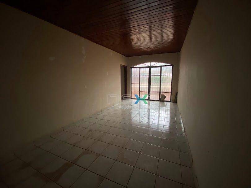 Casa à venda com 4 quartos, 136m² - Foto 7