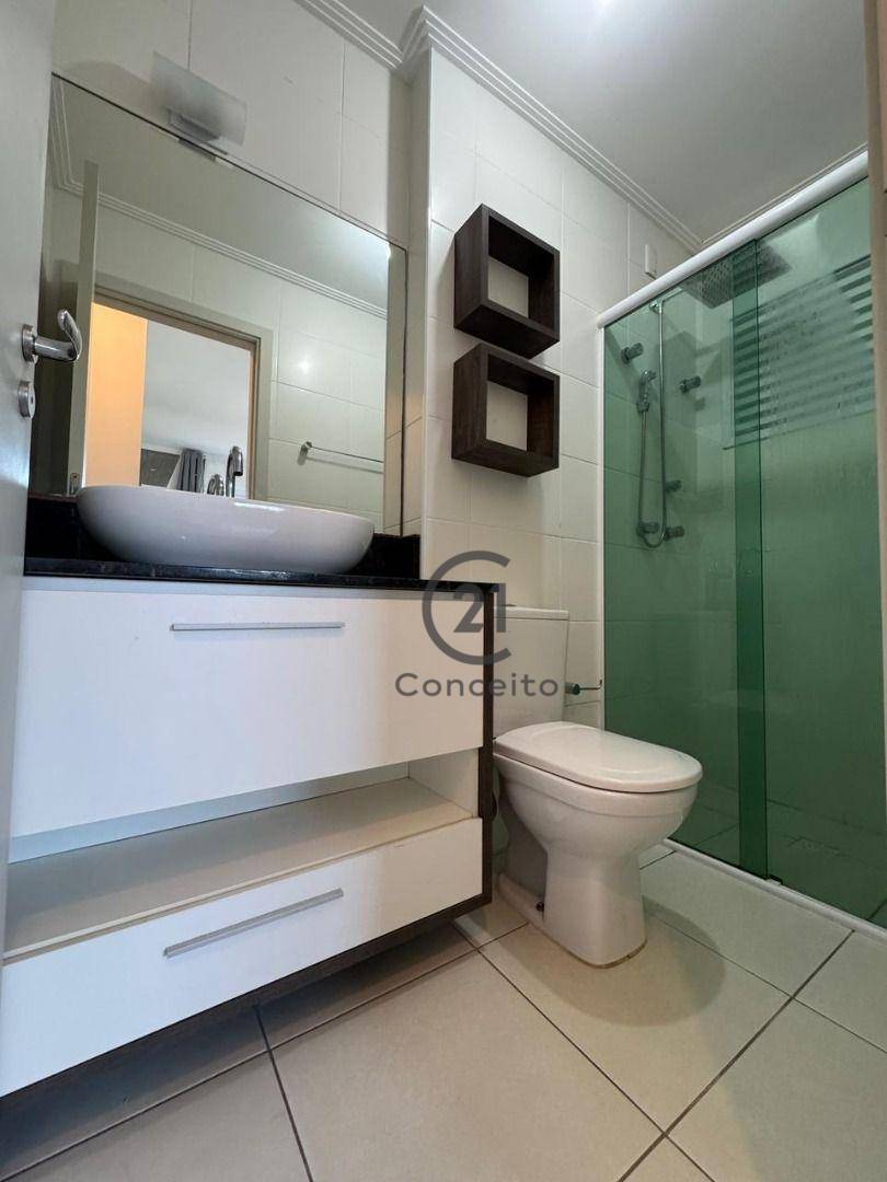 Apartamento para alugar com 2 quartos, 58m² - Foto 12