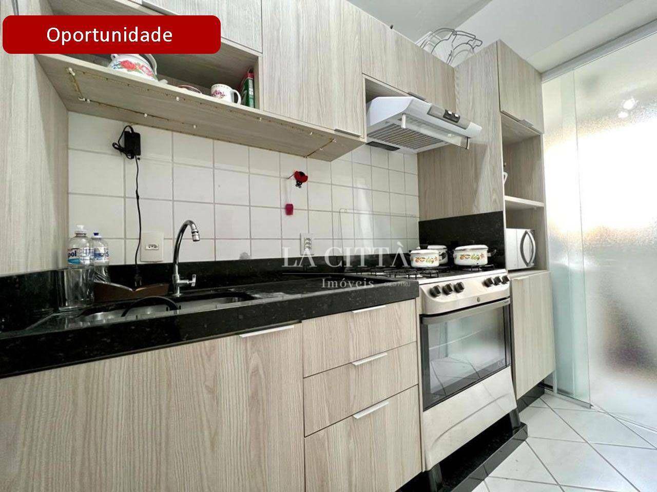 Apartamento à venda com 2 quartos, 65m² - Foto 3