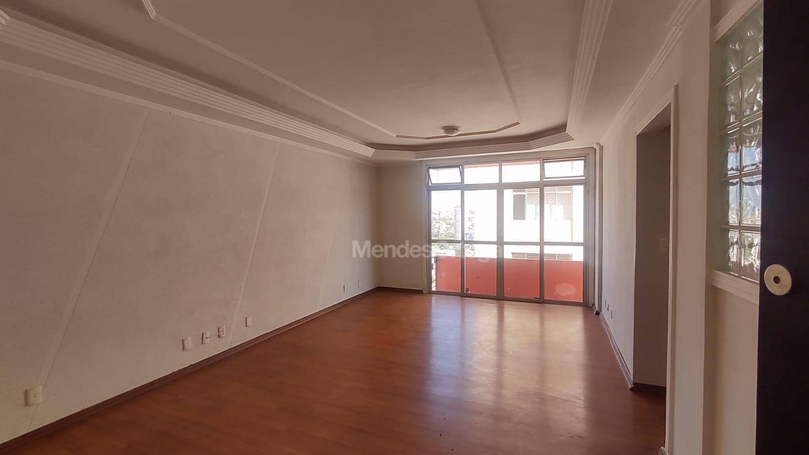 Apartamento à venda com 3 quartos, 130m² - Foto 18