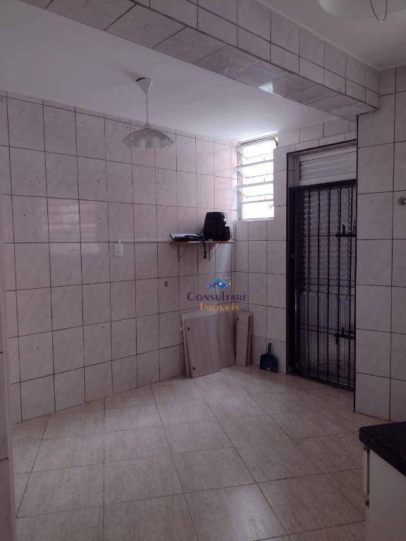 Apartamento à venda com 2 quartos, 70m² - Foto 14