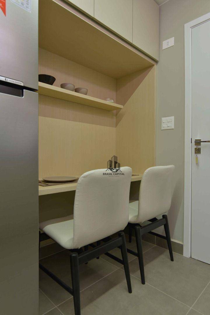 Apartamento à venda com 4 quartos, 215m² - Foto 33