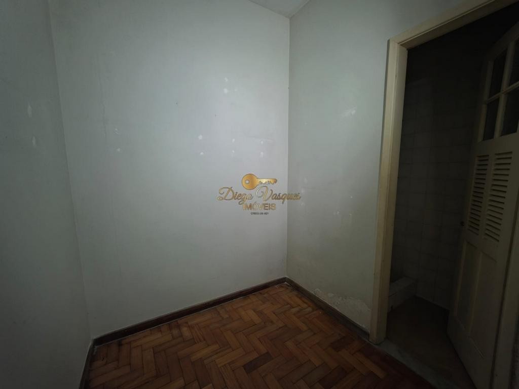 Apartamento à venda com 2 quartos, 80m² - Foto 11