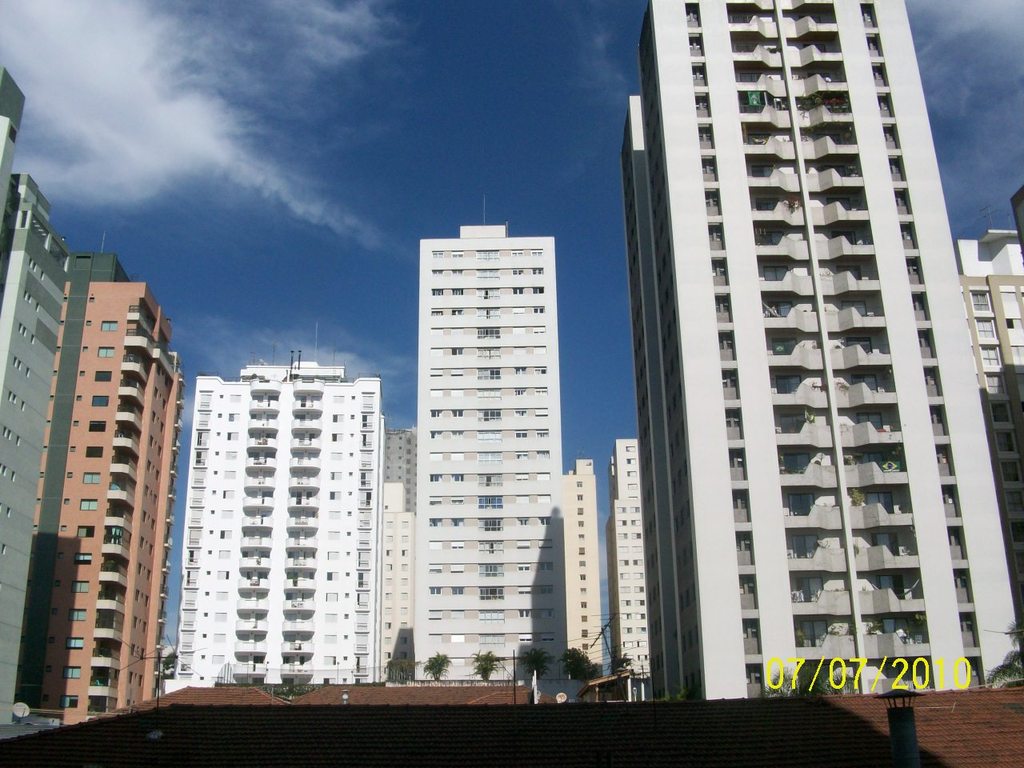 Apartamento à venda com 3 quartos, 146m² - Foto 1