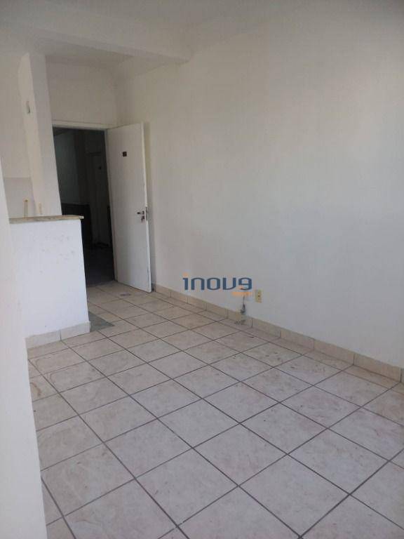 Apartamento à venda com 2 quartos, 41m² - Foto 9