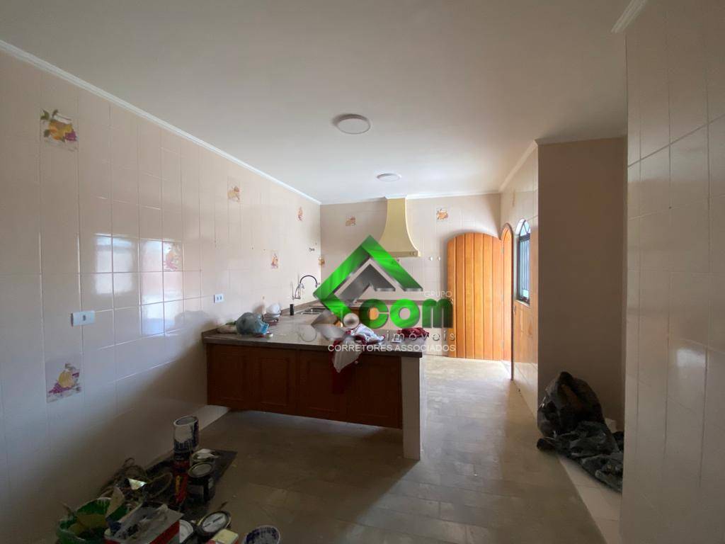 Casa à venda com 4 quartos, 360m² - Foto 9