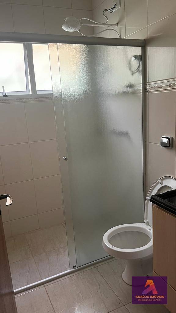 Casa de Condomínio à venda e aluguel com 3 quartos, 200m² - Foto 11